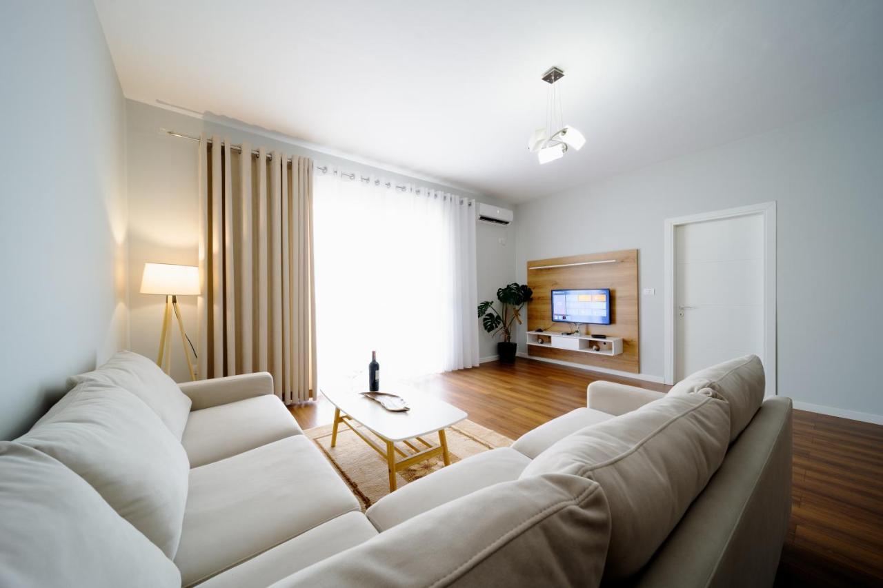 Apartamente Tirana Exterior photo